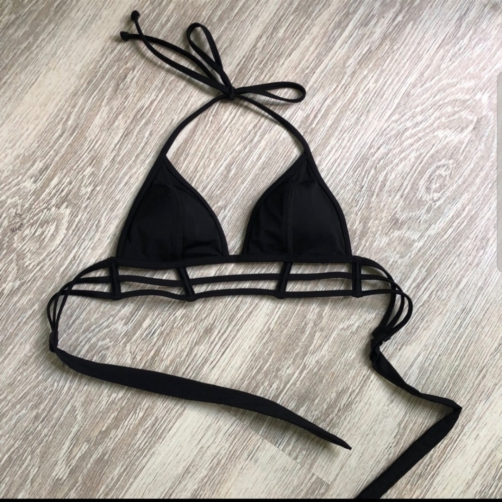 VS black strappy bikini top